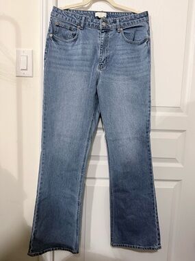 Classic Light Wash Straight-Leg Jeans